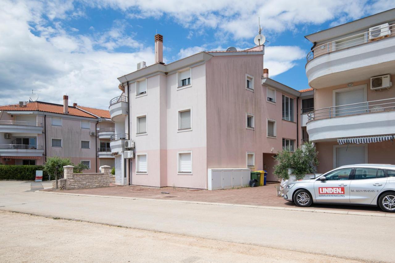 Medulin Burle Sea View Apartment Exterior photo